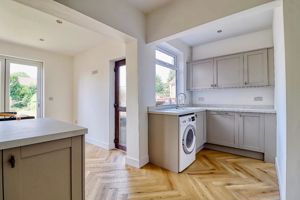 Kitchen/Diner- click for photo gallery
